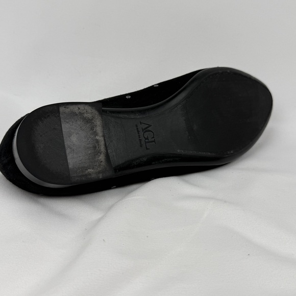 Black Studded Suede Ballet Flats Made in Italy Sz 39 (US 8.5-9) AGL 🖤✨ - Picture 8 of 10